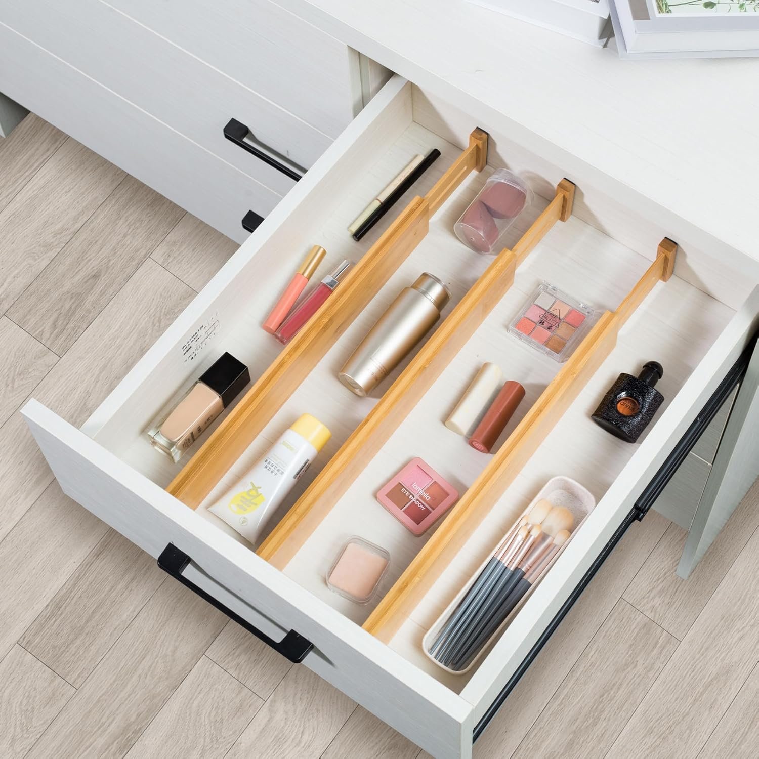 Adjustable bamboo drawer dividers - set overview